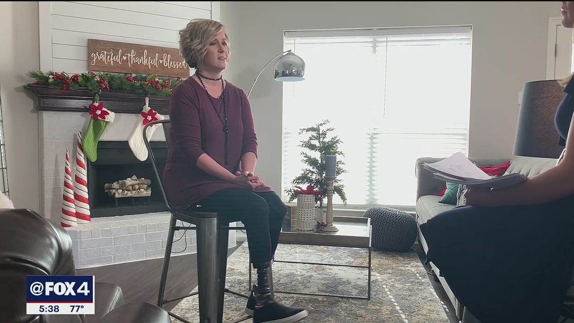 Midlothian community helps give teacher new prosthetics for Christmas